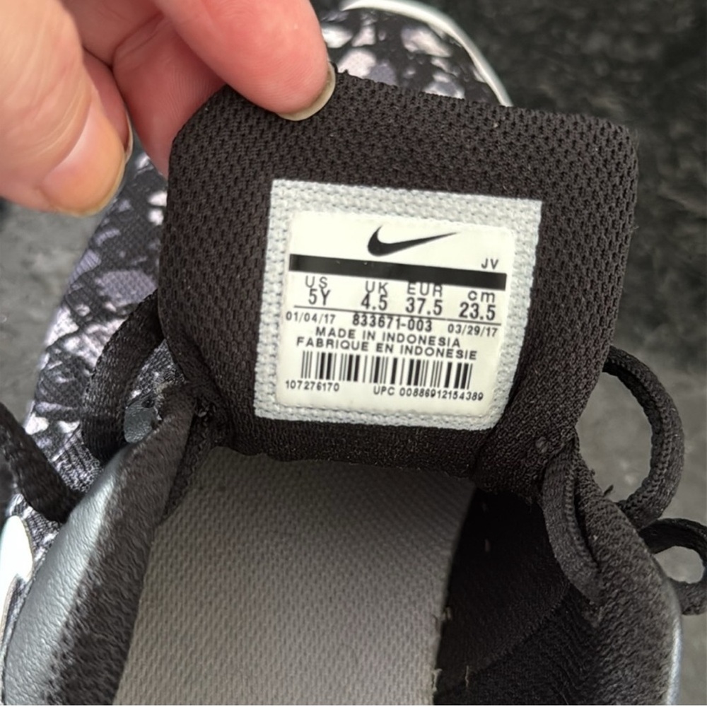 Nike Tanjun Print unisex kids shoes - Picture 9 of 9